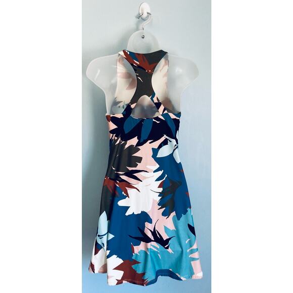 Athletic Dress Small NWT Carve Designs - Picture 2 of 12